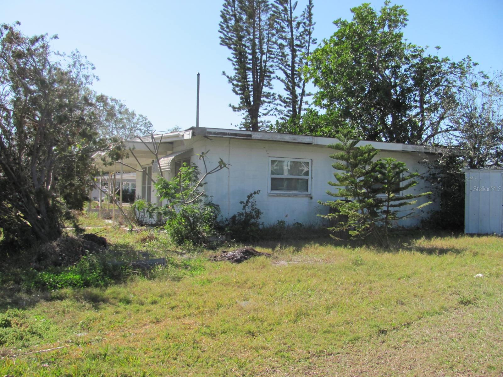Photo 3 of 6701 HIBISCUS AVE S