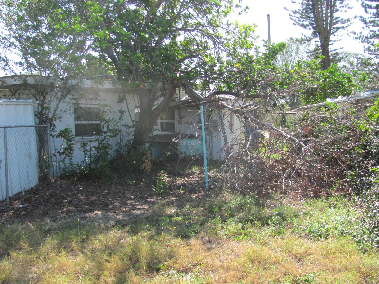 Photo 4 of 6701 HIBISCUS AVE S