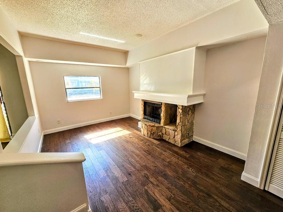 Photo 2 of 4405 W FAIR OAKS AVE #10