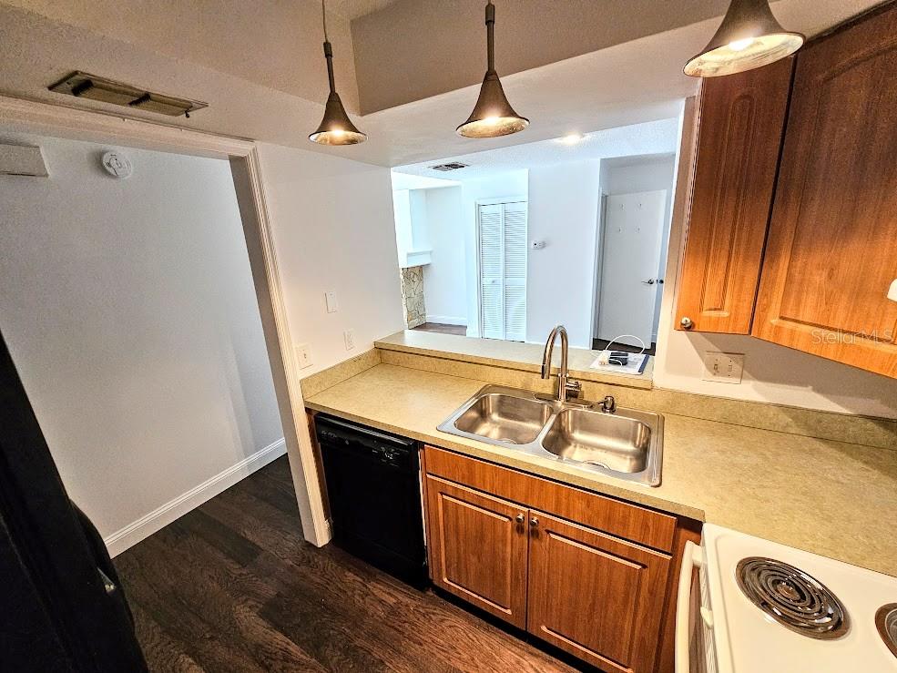 Photo 7 of 4405 W FAIR OAKS AVE #10