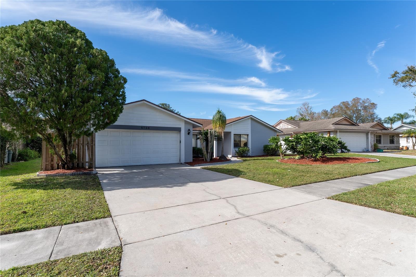 Photo 2 of 4726 WINDFLOWER CIR