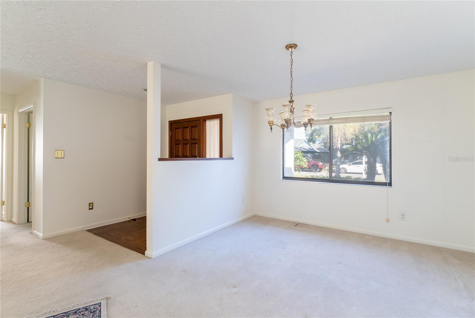 Photo 7 of 4726 WINDFLOWER CIR