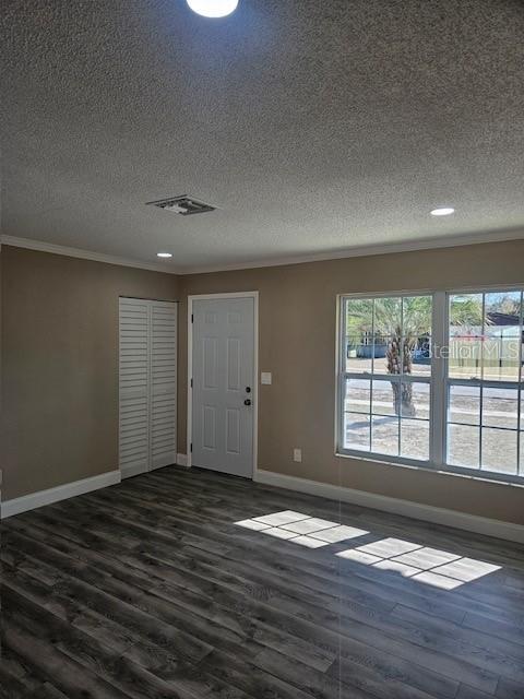 Photo 5 of 9387 PINERO ST