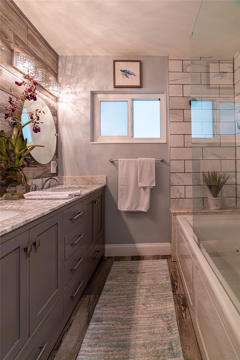Photo 7 of 2798 66TH WAY N
