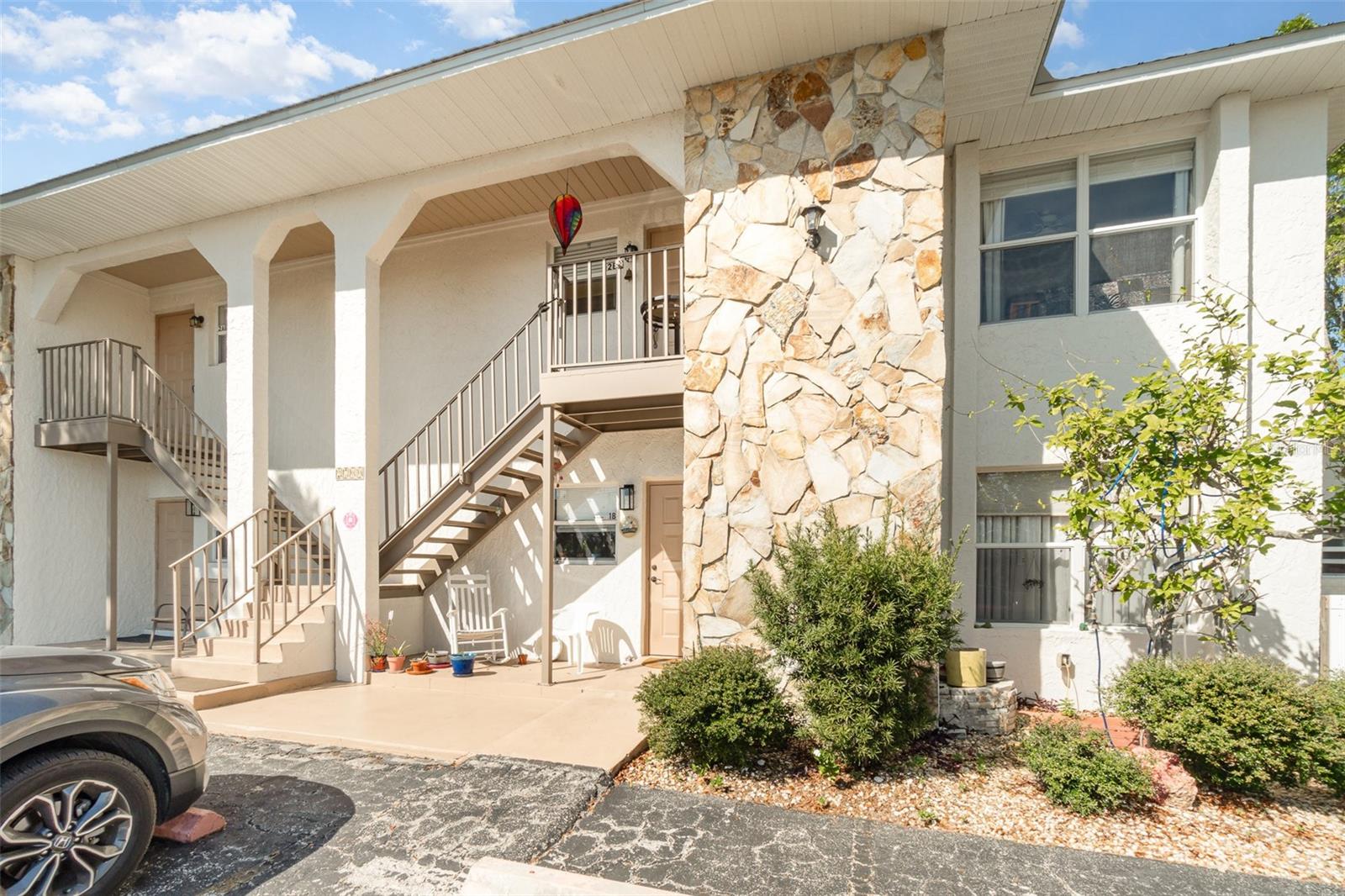 Photo 4 of 2700 MAGDALINA DR #2B