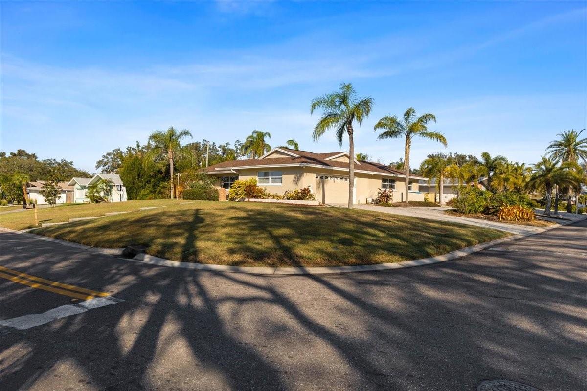 Photo of 4001 HARBOR HILLS DR