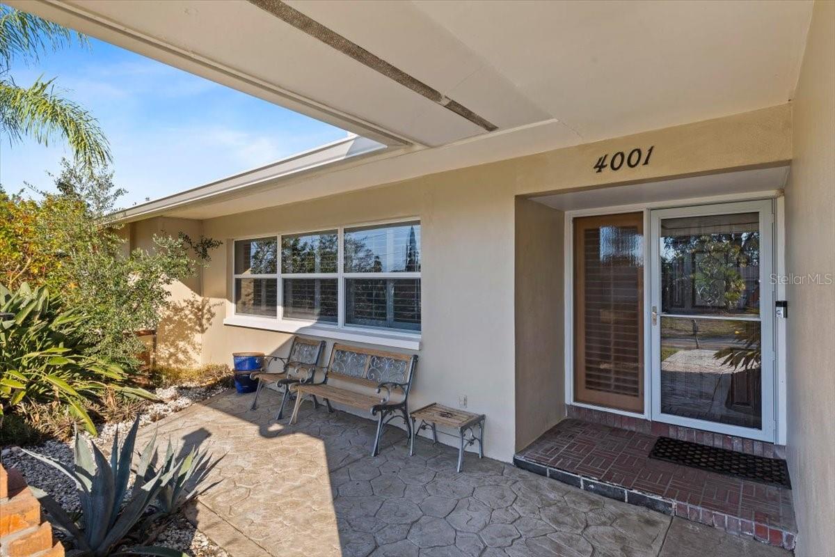 Photo 6 of 4001 HARBOR HILLS DR