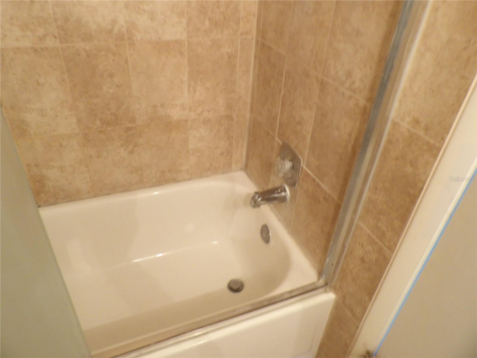 Photo 2 of 3300 COVE CAY DR #6G