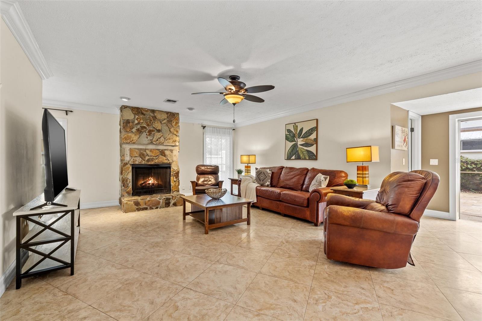 Photo 5 of 3903 SAND DOLLAR PL