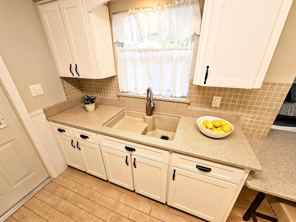 Photo 6 of 5517 WILLIAMSDALE CT