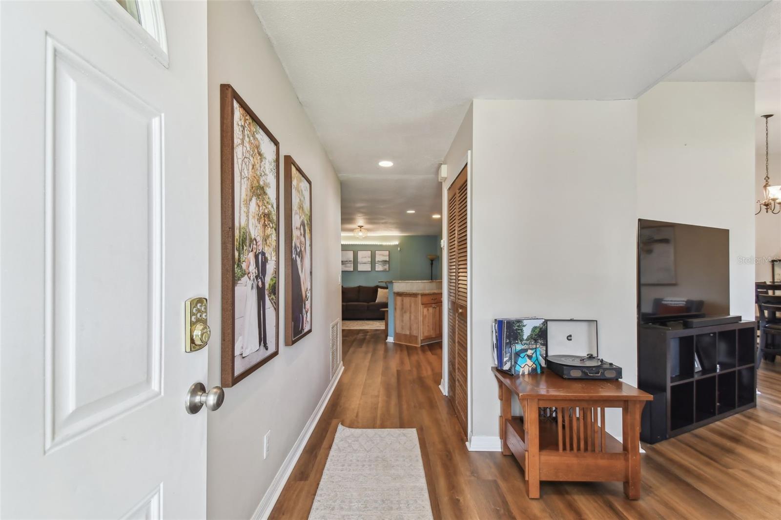 Photo 4 of 9942 56TH WAY N