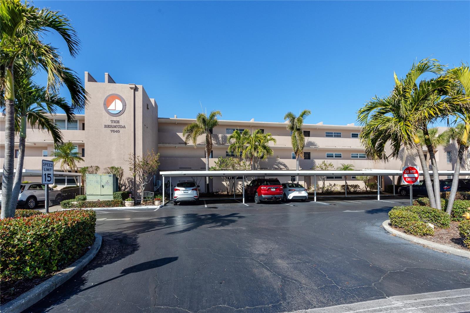 Photo of 7540 BAY ISLAND DR S #253