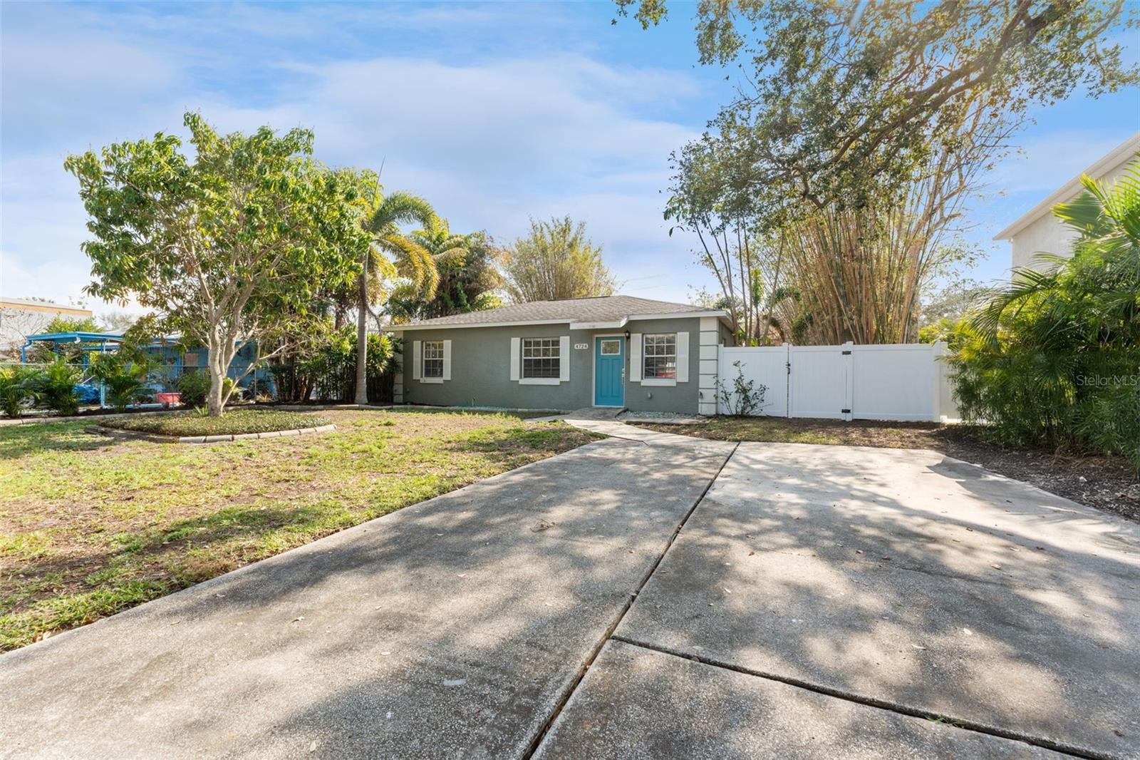 Photo of 4724 W LAWN AVE