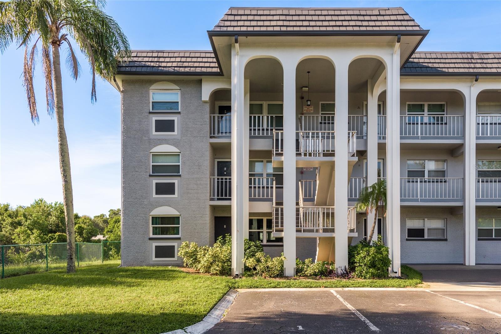 Photo of 1303 S HERCULES AVE #1