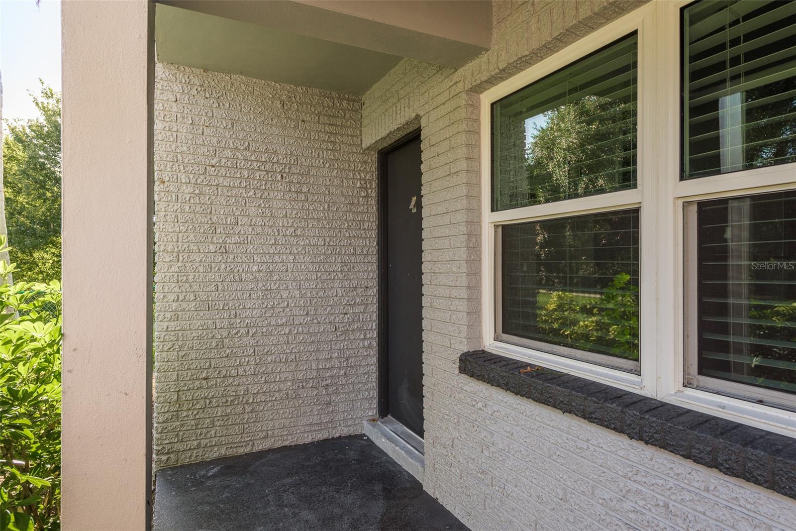 Photo 3 of 1303 S HERCULES AVE #1