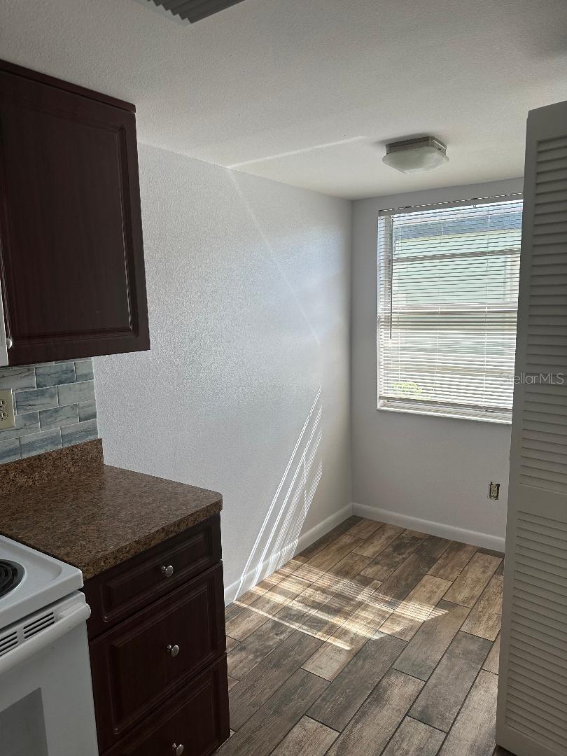 Photo 2 of 3411 TEESIDE DR #3411