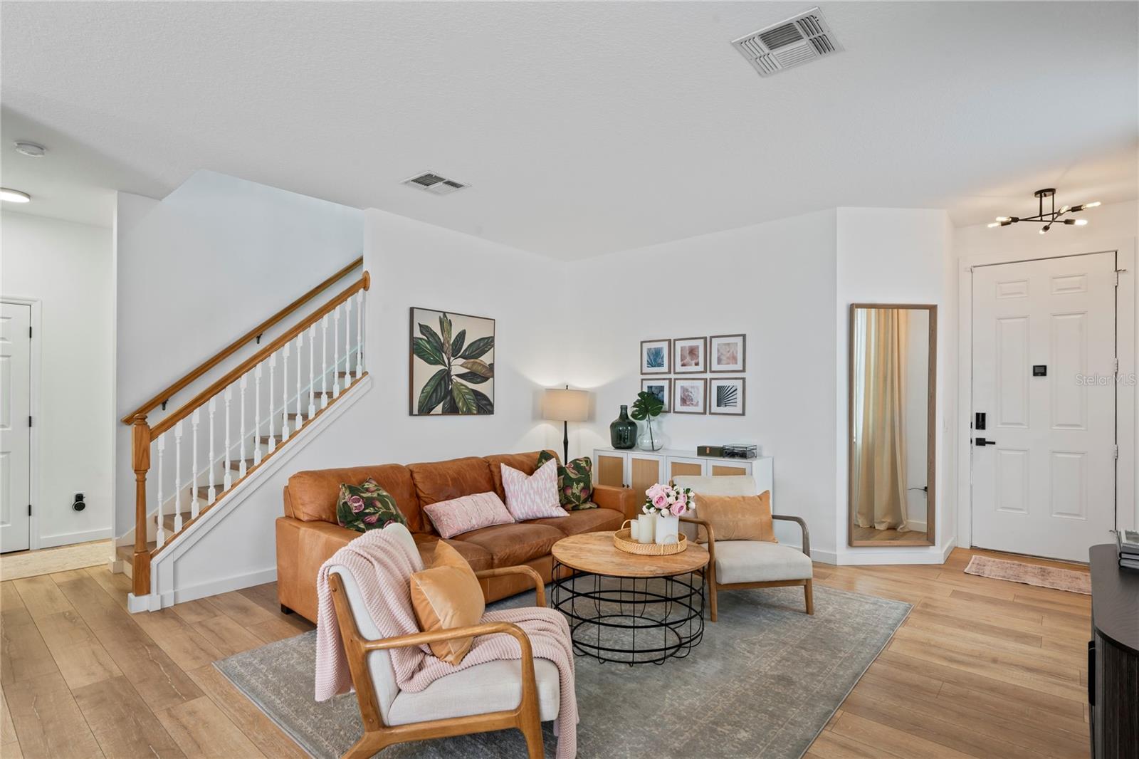 Photo 6 of 2445 SILVERMOSS DR