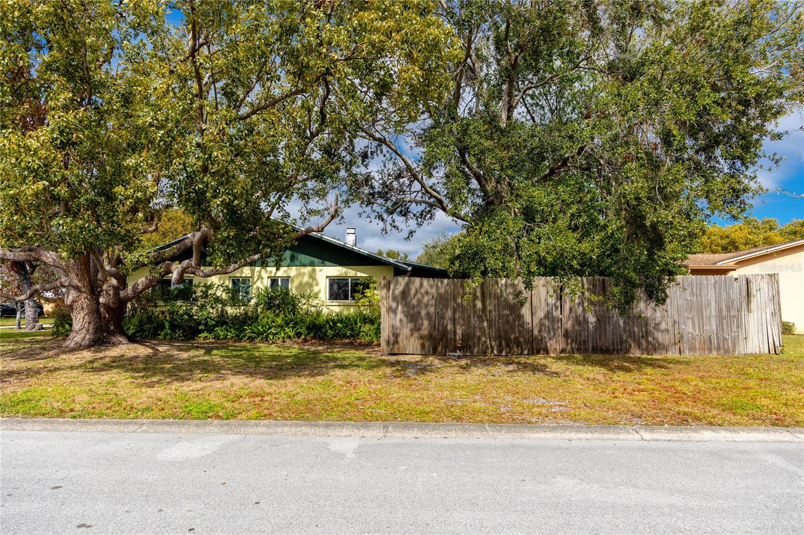 Photo 6 of 947 SOUSA DR