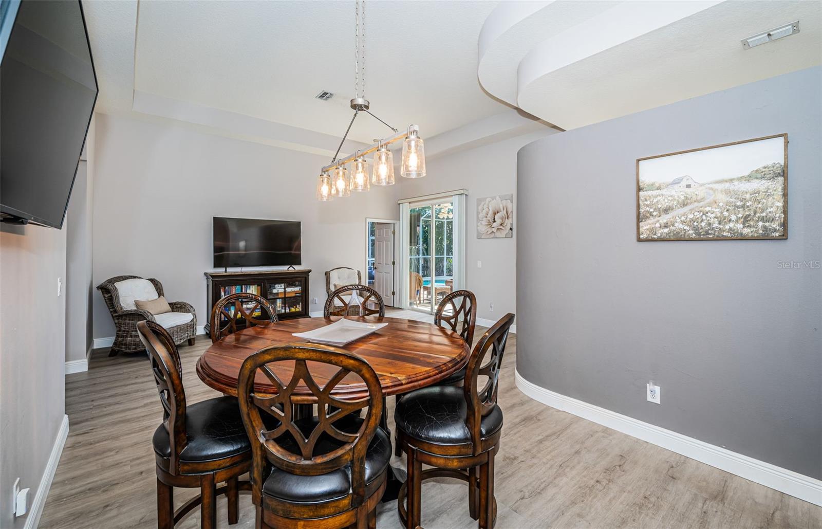 Photo 5 of 4754 STONEVIEW CIR