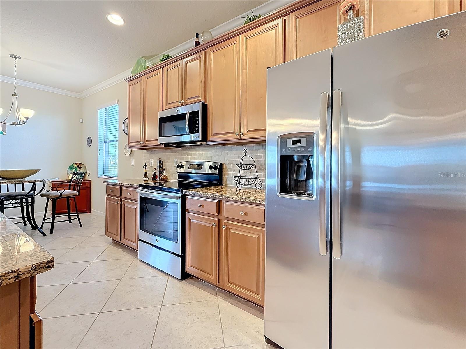 Photo 6 of 6467 WILLOWSHIRE WAY