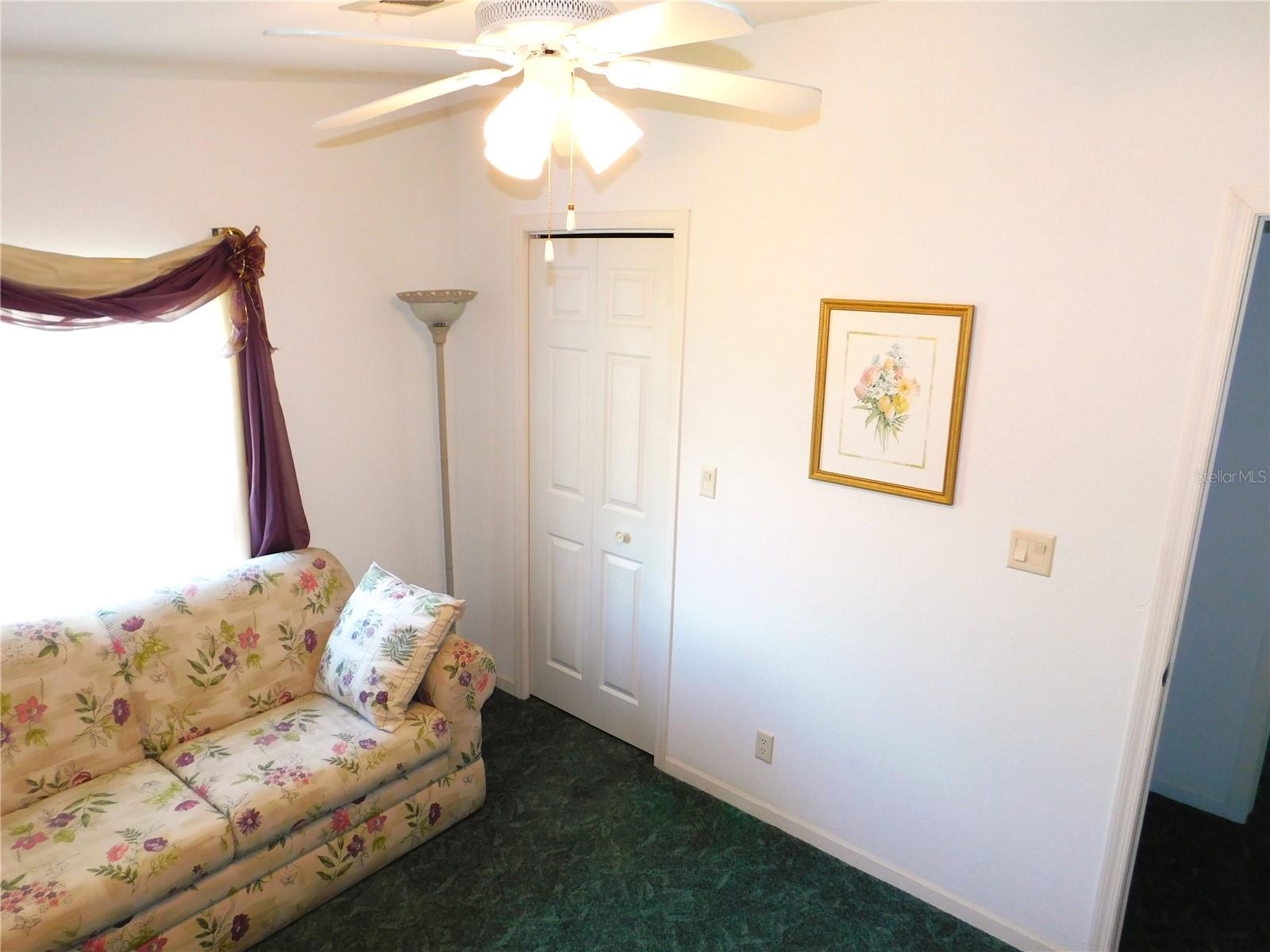 Photo 3 of 37027 LAKOTA CT