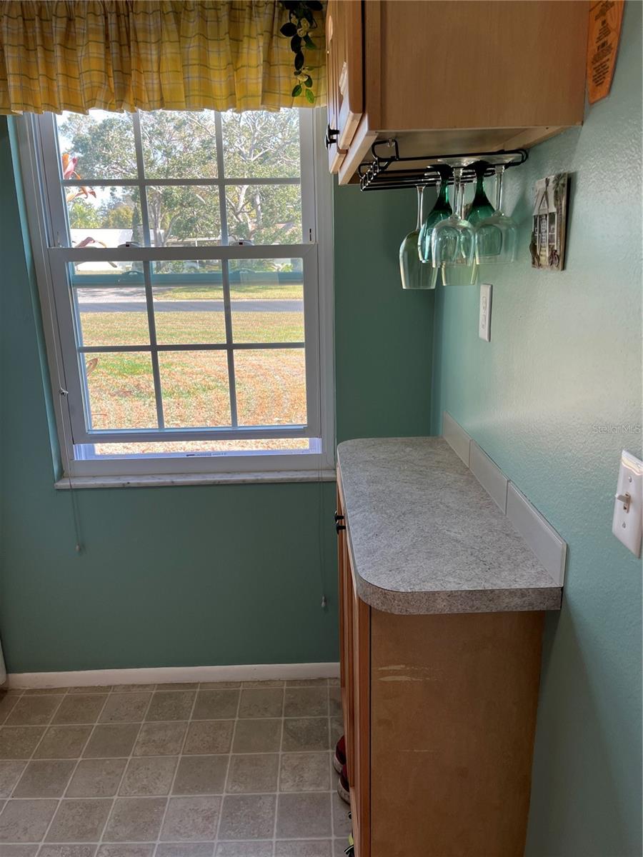 Photo 6 of 3150 MISSION GROVE DR #3150