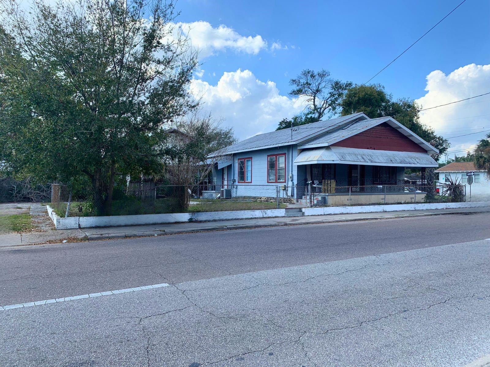 Photo of 3208 N 15TH ST