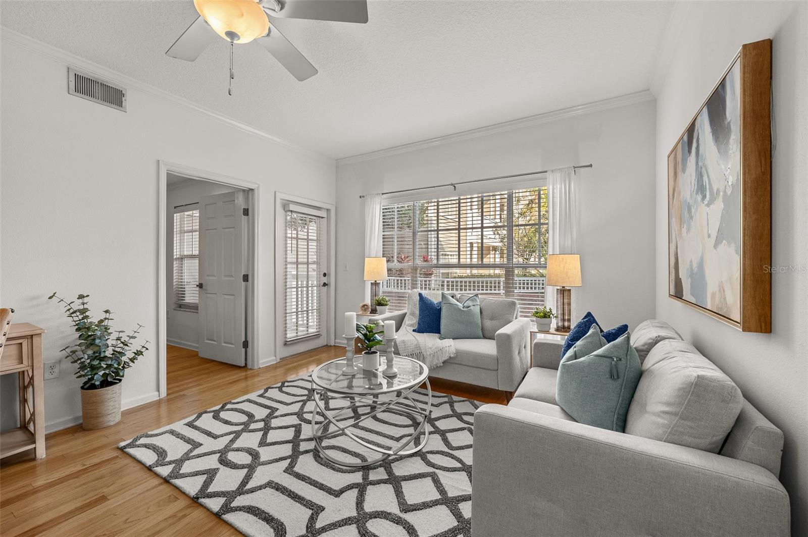 Photo 6 of 800 S DAKOTA AVE #205