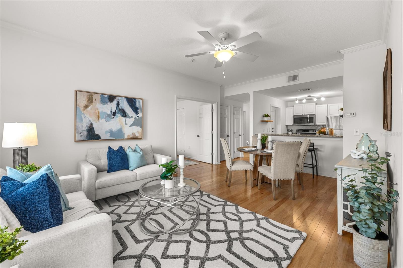 Photo 7 of 800 S DAKOTA AVE #205