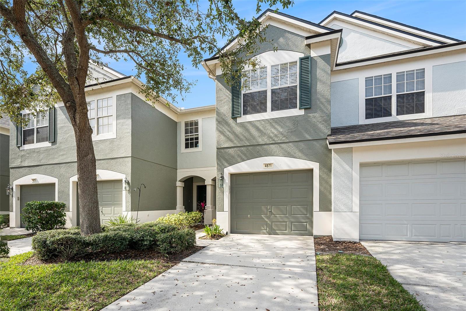 Photo 2 of 4871 POND RIDGE DR