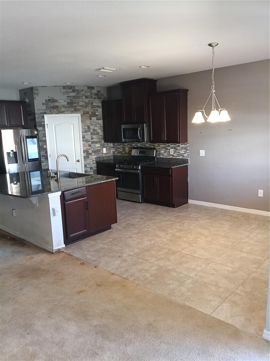 Photo 6 of 11105 SPRING POINT CIR