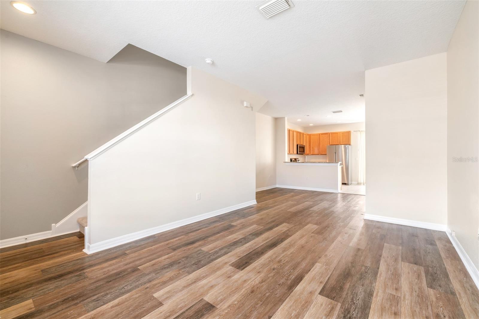 Photo 5 of 12704 COUNTRY BROOK LN