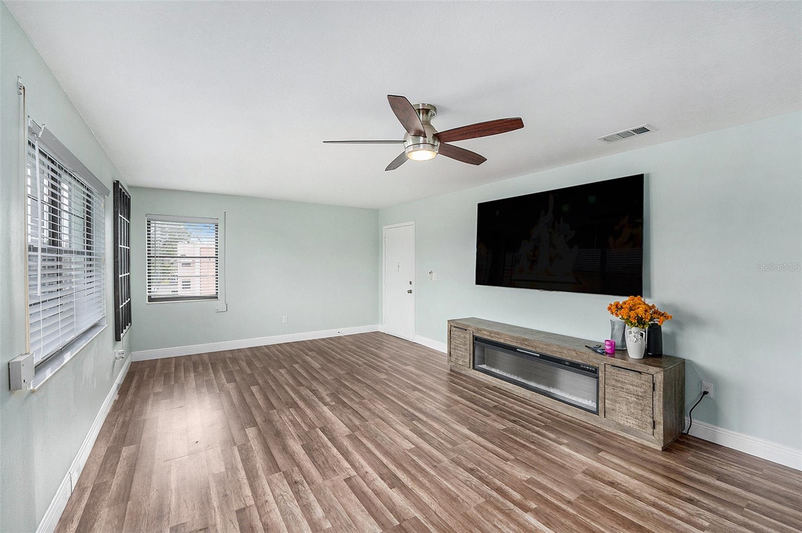 Photo 5 of 5973 TERRACE PARK DR N #311