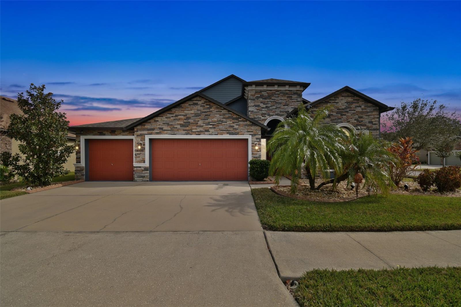 Photo 2 of 12716 FLATWOOD CREEK DR