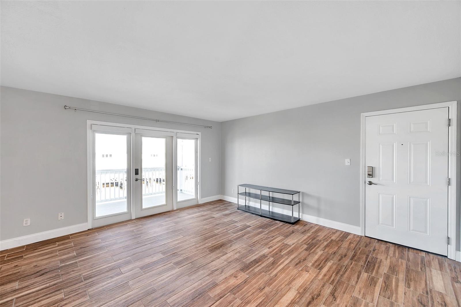 Photo 4 of 5152 SALMON DR SE #C
