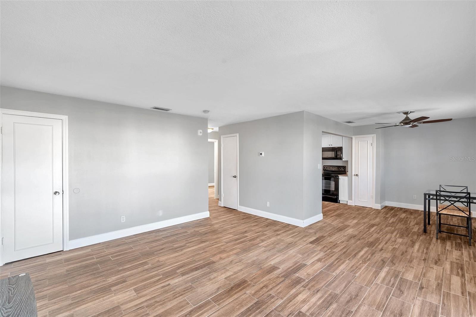 Photo 6 of 5152 SALMON DR SE #C