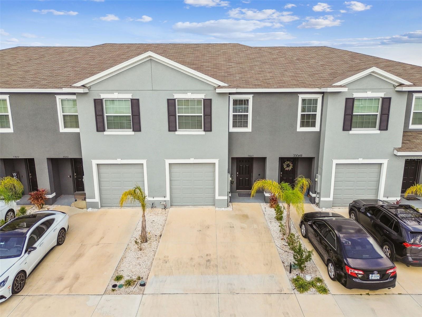 Photo 4 of 33065 MAJOR OAK DR