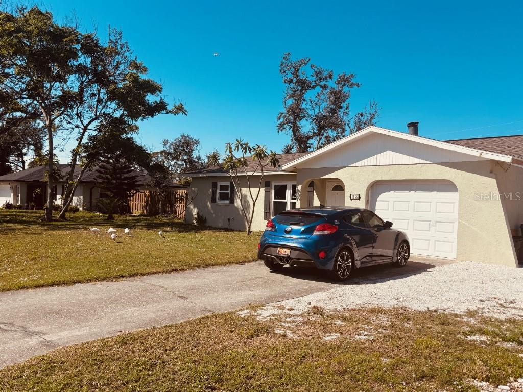 Photo 2 of 1156 POINCIANA RD