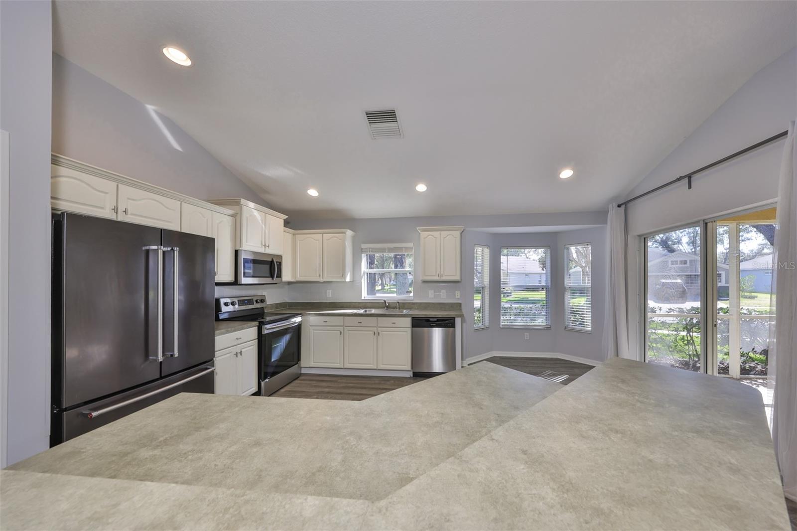 Photo 6 of 6125 GANNETWOOD PL