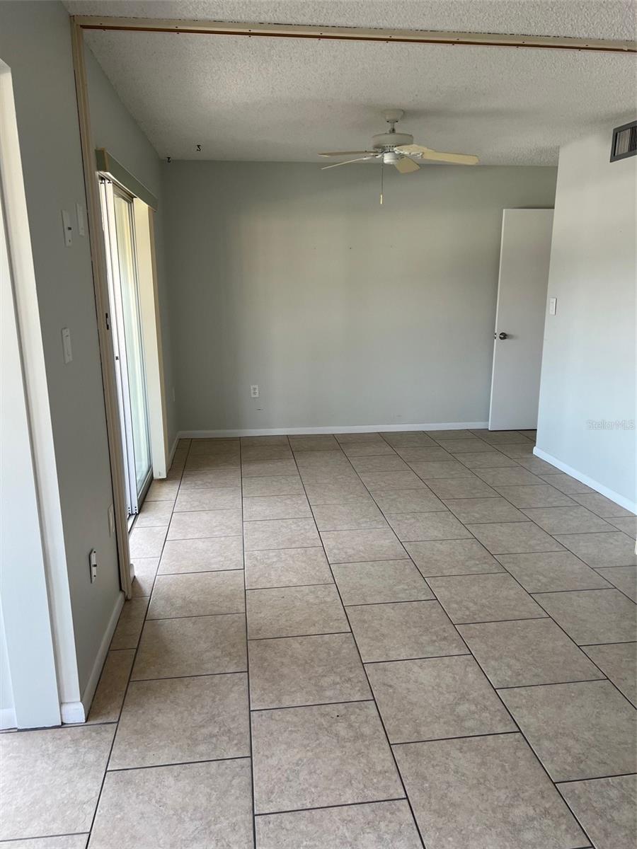 Photo 5 of 4715 JASPER DR #208