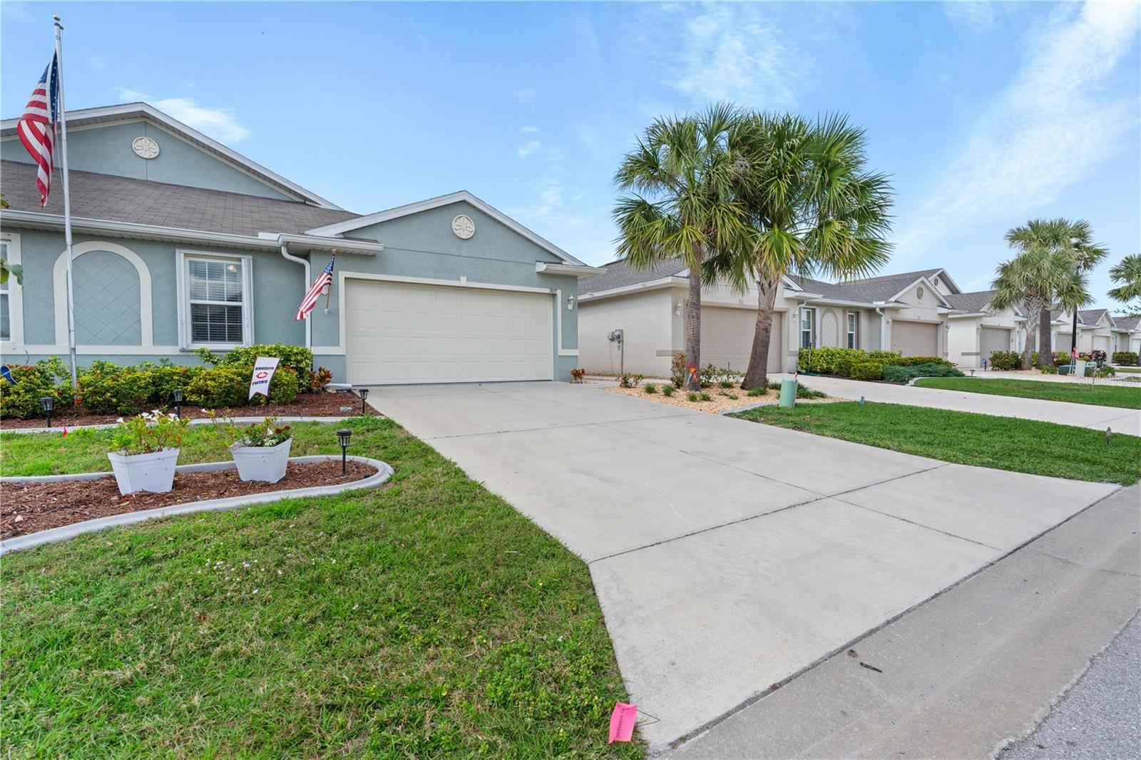 Photo 3 of 7497 W LENOX CIR