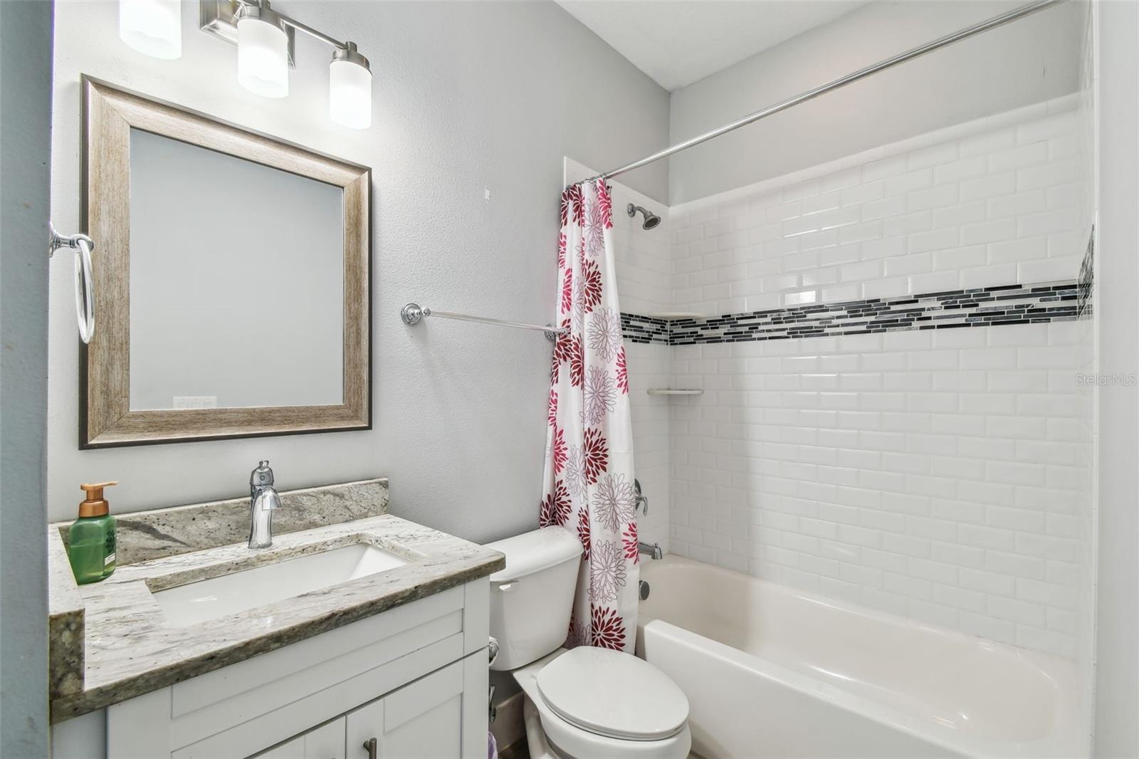 Photo 7 of 7403 S OBRIEN ST