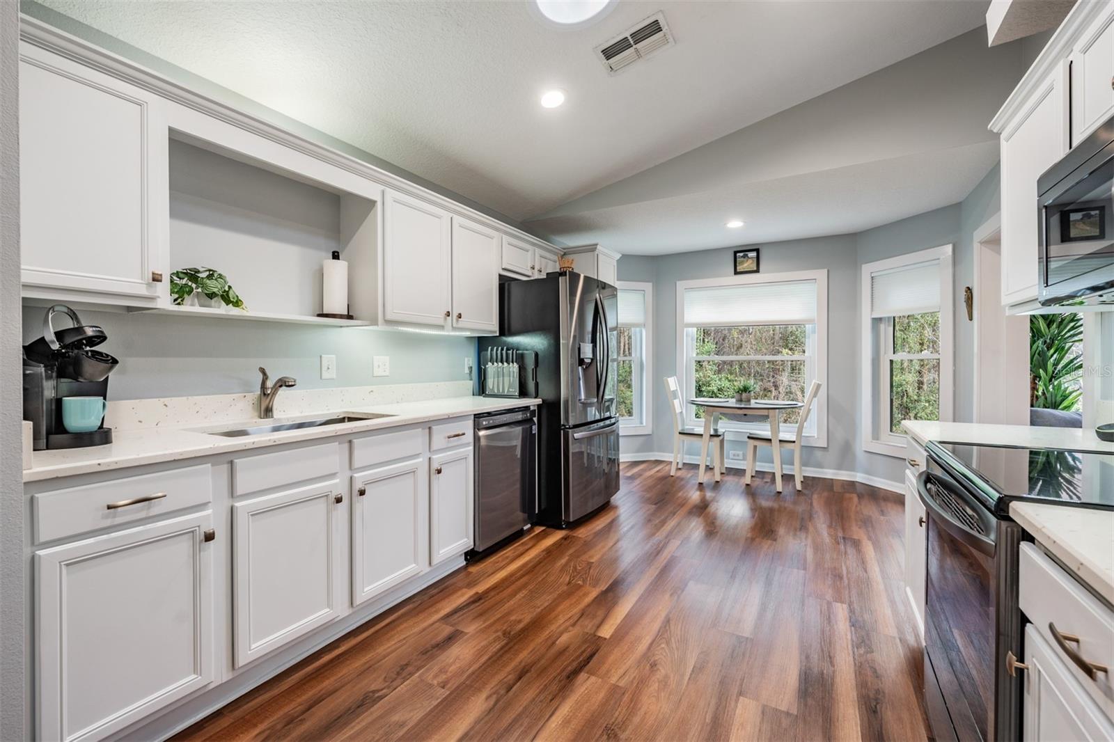 Photo 3 of 11044 JENKINS CT