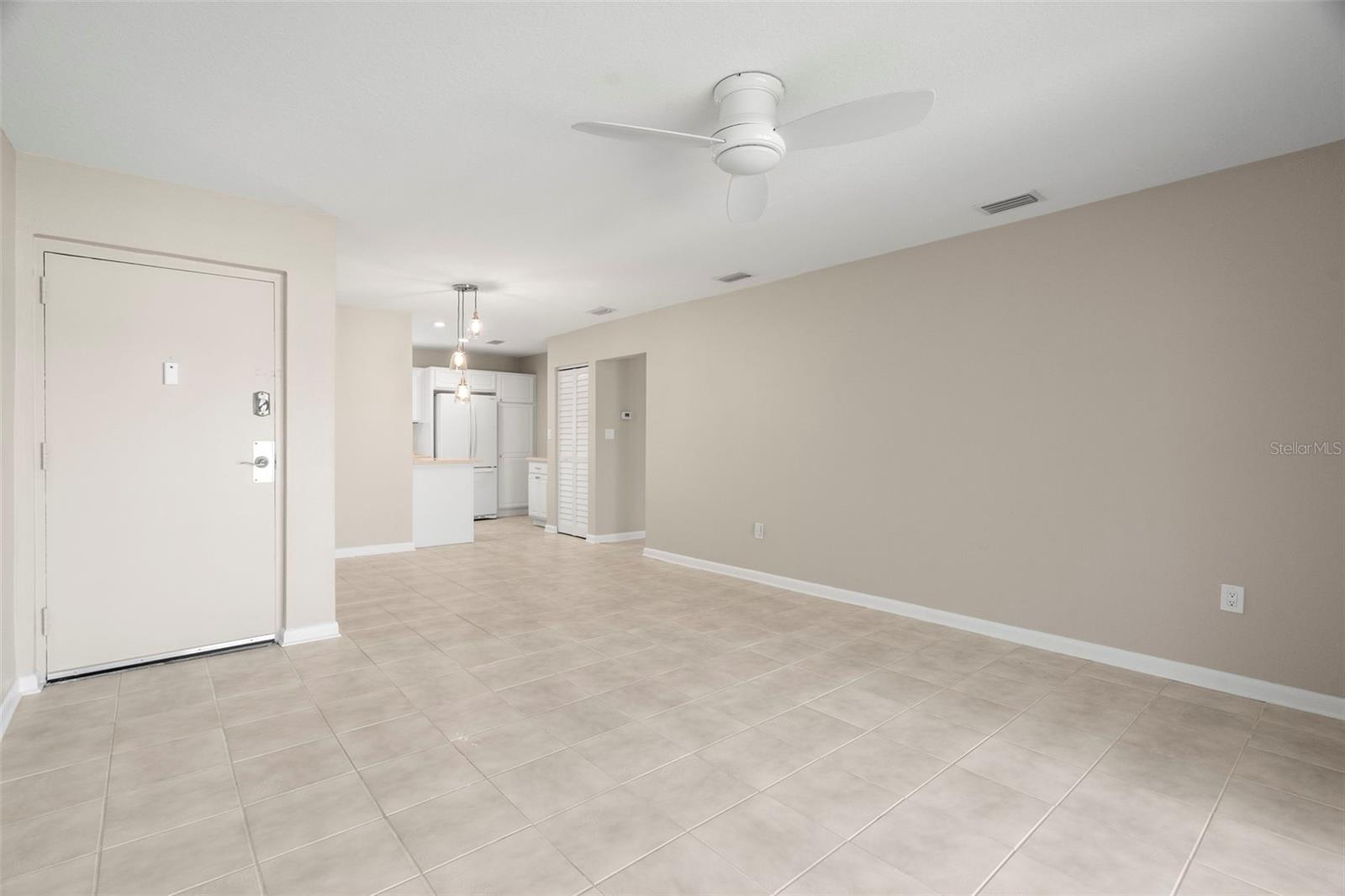 Photo 4 of 4215 E BAY DR #1601D