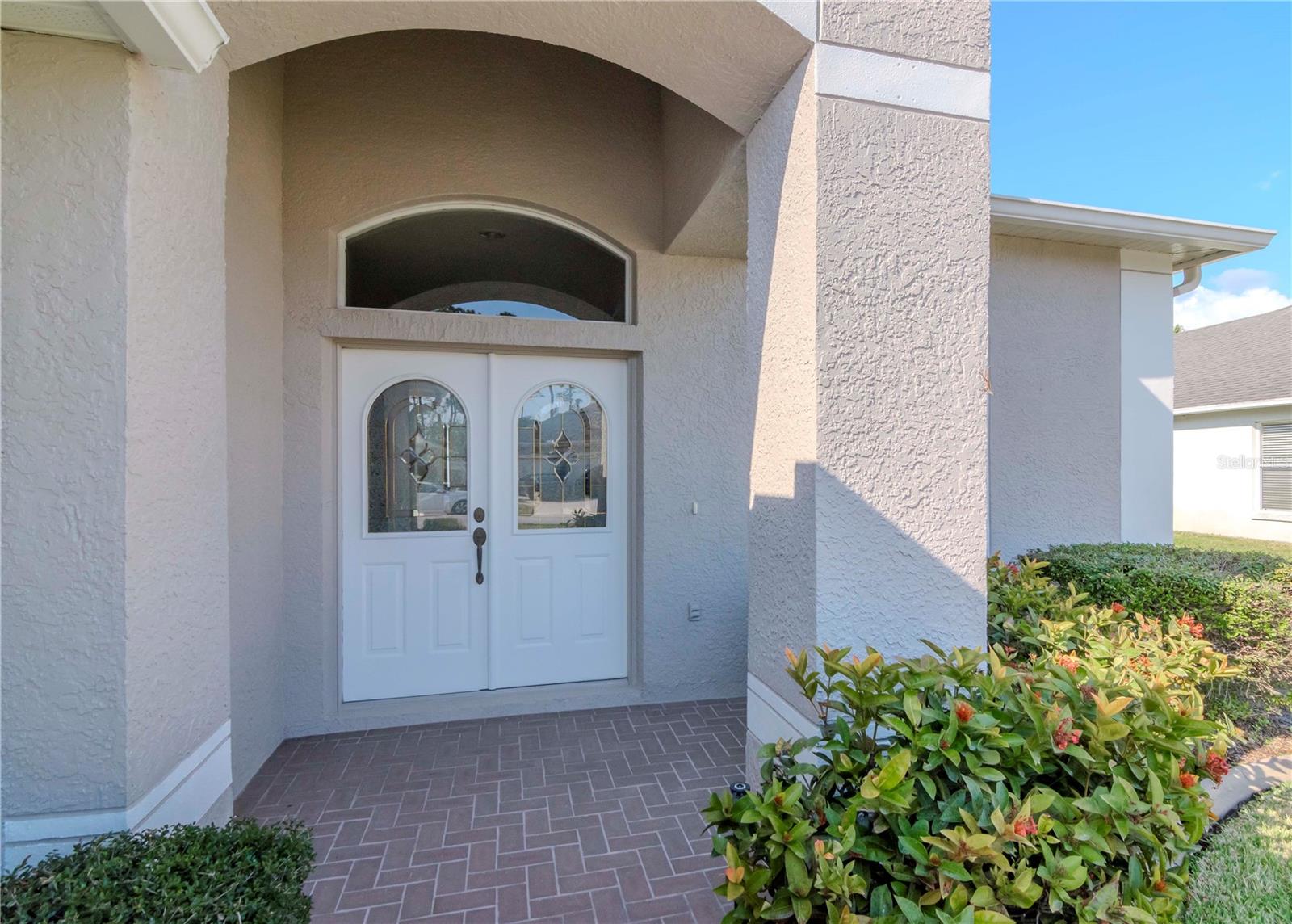 Photo 3 of 12545 LEATHERLEAF DR