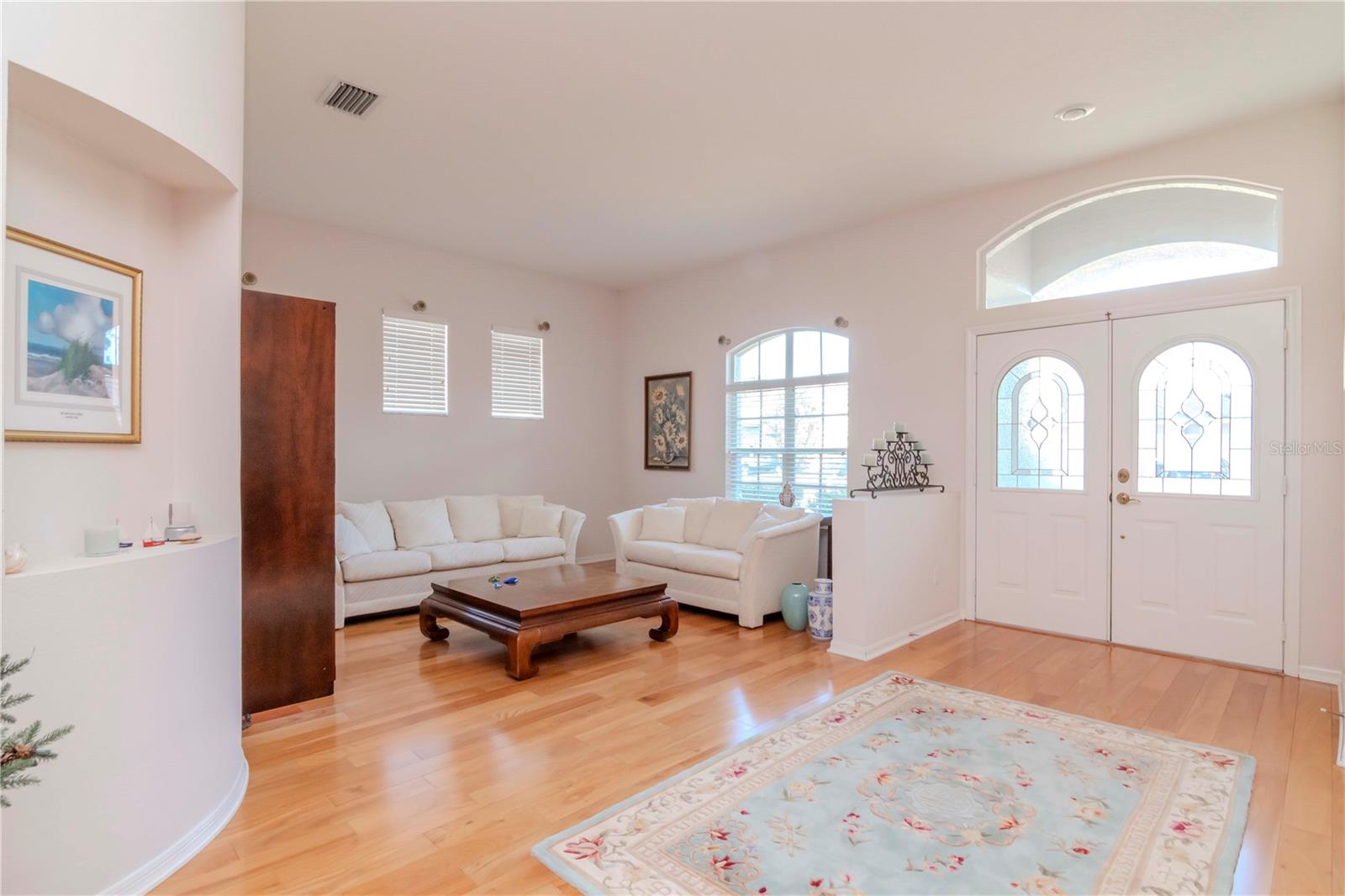Photo 4 of 12545 LEATHERLEAF DR