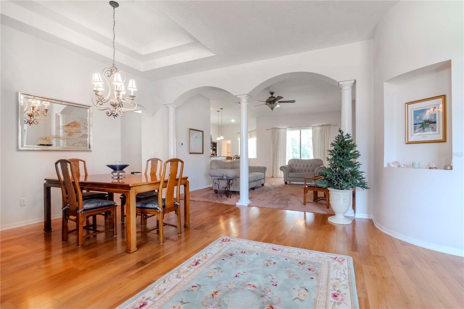 Photo 6 of 12545 LEATHERLEAF DR