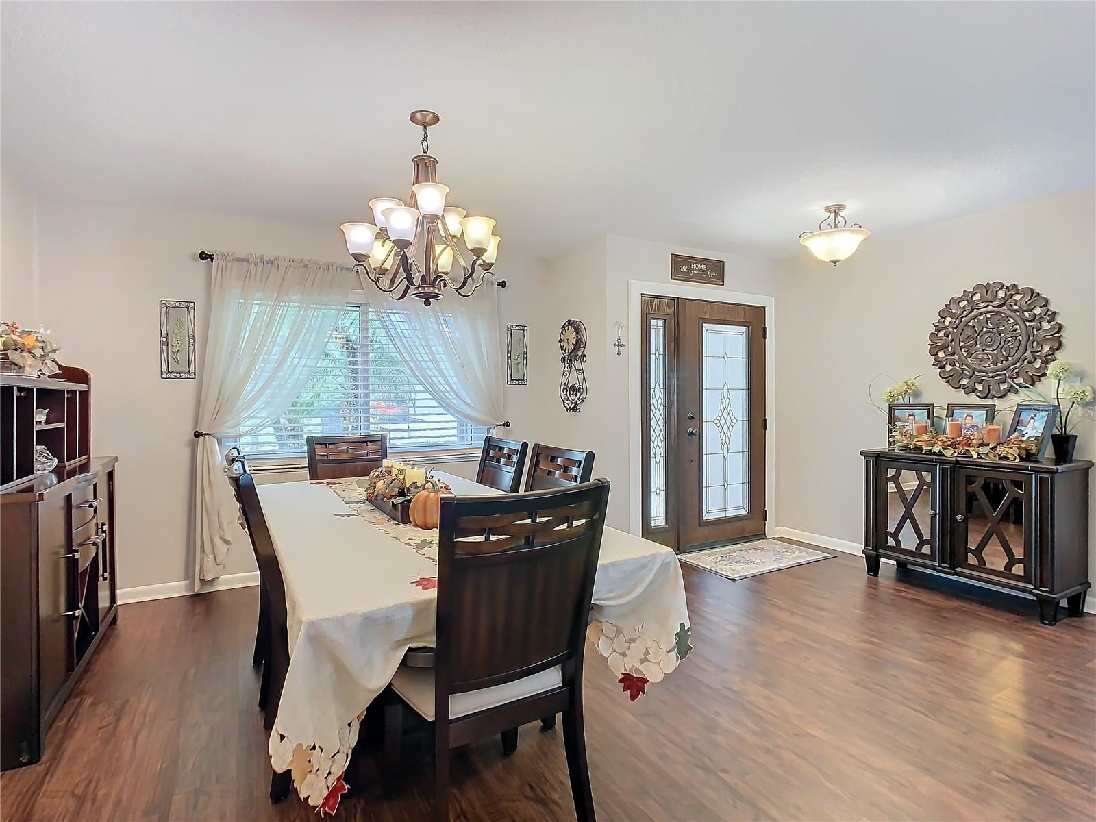 Photo 5 of 3217 TARAGROVE DR