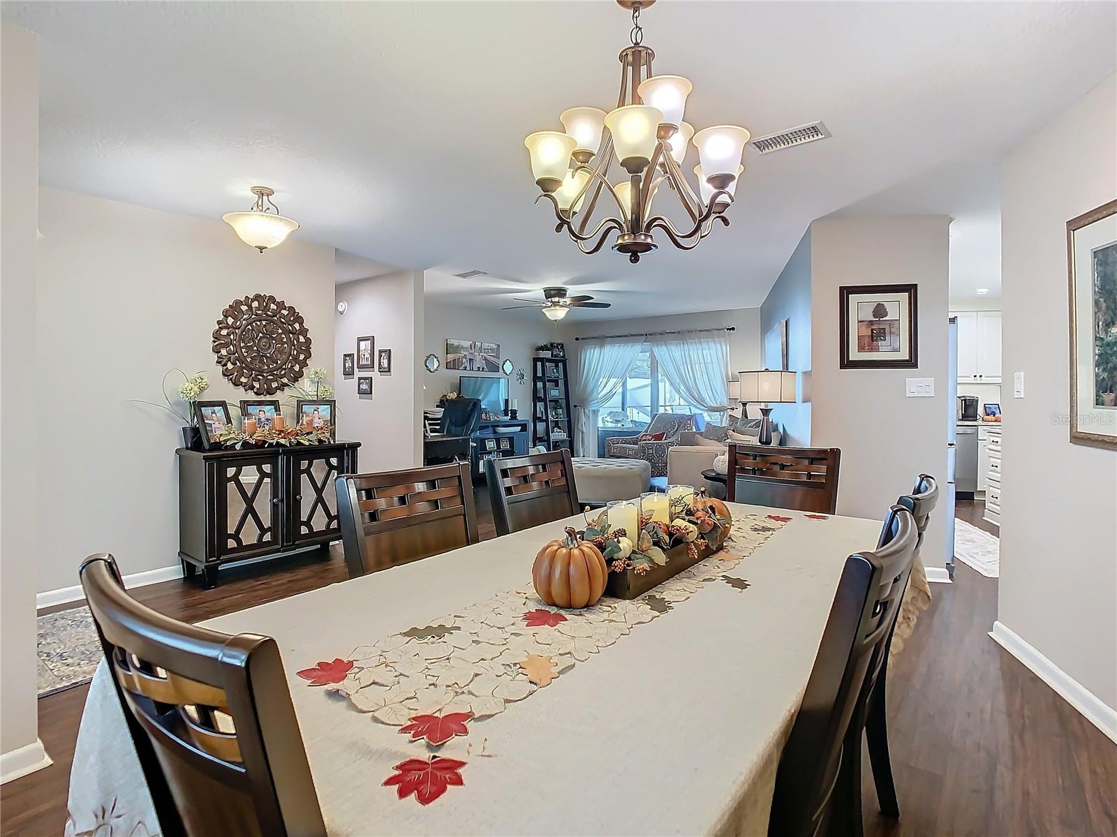 Photo 6 of 3217 TARAGROVE DR