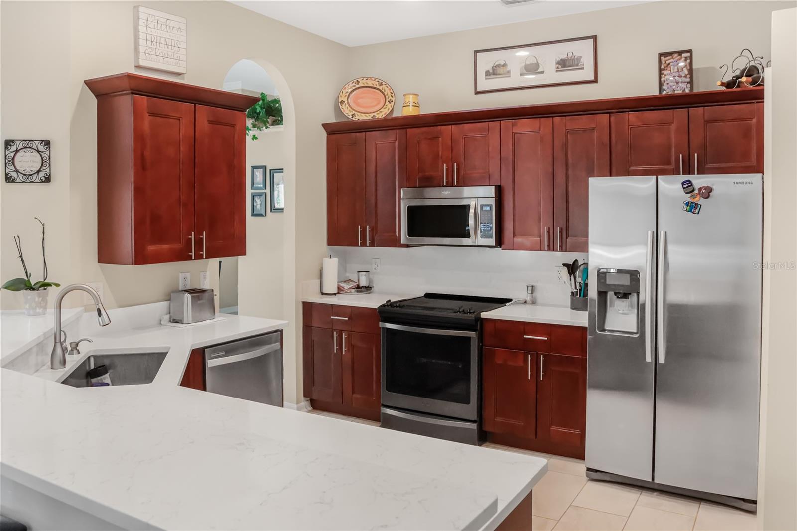 Photo 6 of 7533 DUNBRIDGE DR